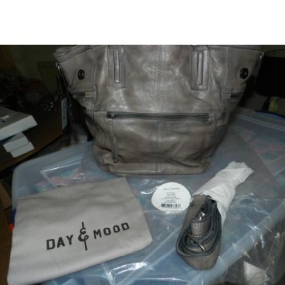 Day & Mood Hannah Leather Crossbody Bag NWT/NEW! - Picture 3 of 13